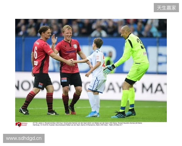 官宣：Passion UA与南非教练T.c续约至2028年